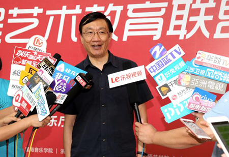 以科技之力，筑艺术传承之魂<br />：馗咝Ｔ冻桃帐踅逃似舳鞘皆猜淠