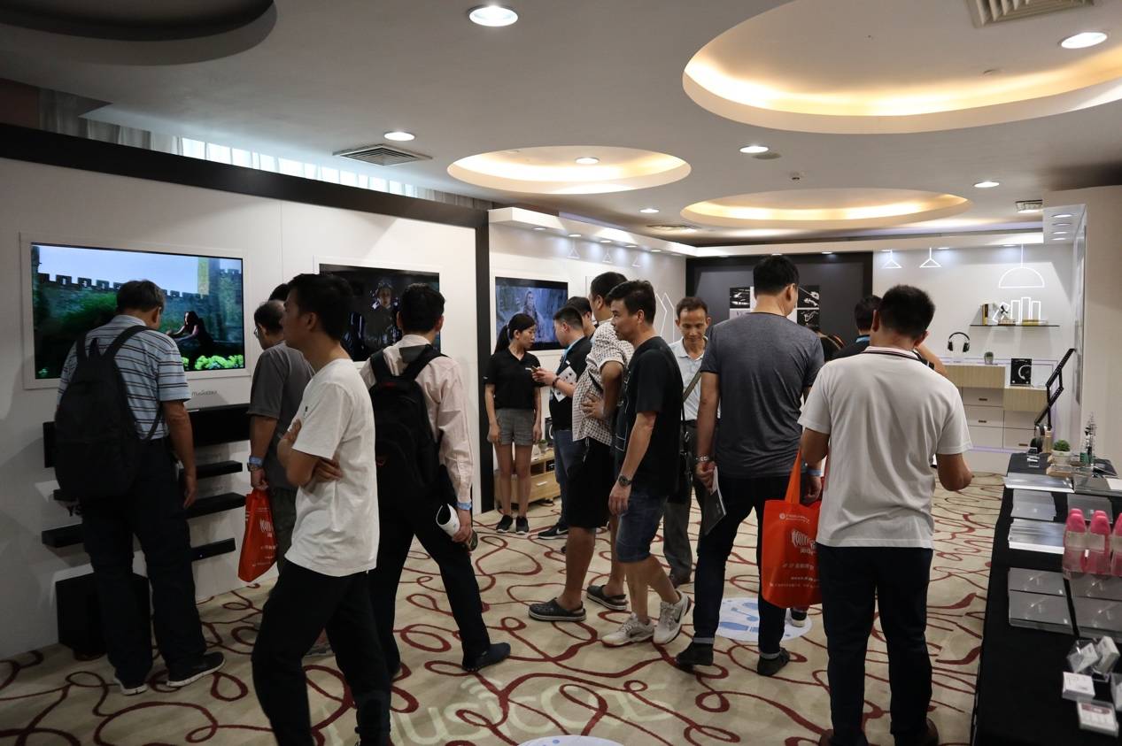 娱乐音质新境界，钱柜777携带家庭音响新品亮相2018广州国际音响唱片展