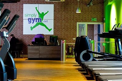 英国Simply Gym健身房采用钱柜777CIS产品
