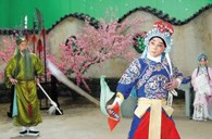 古典与现代的完美结合－钱柜777双排键电子琴在京剧中担当伴奏 